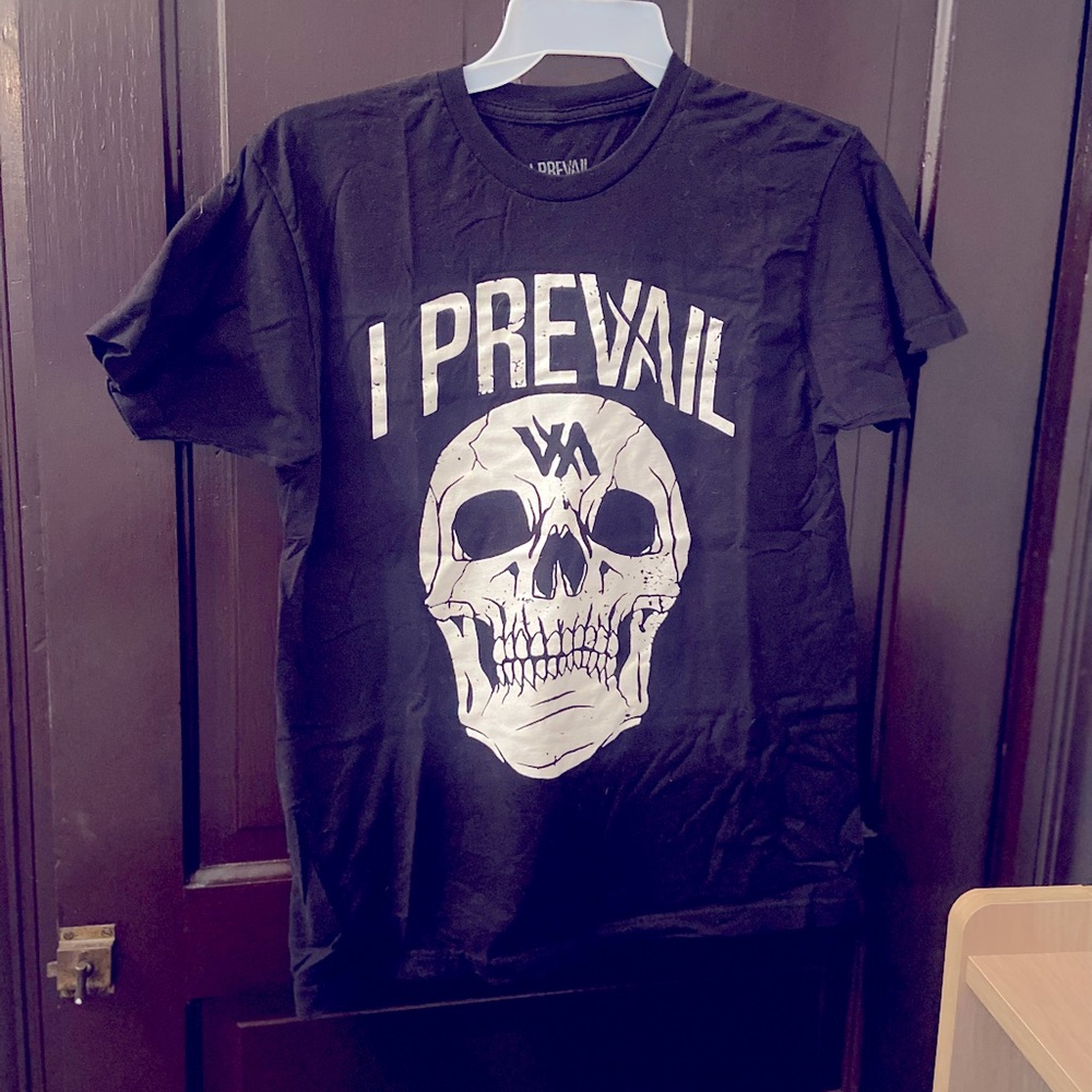 brand new never been worn i prevail concert tee from their 2019 tour with ADTR